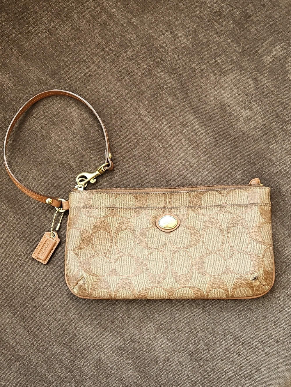 Coach Signature Canvas Wristlet in Brown/Tan